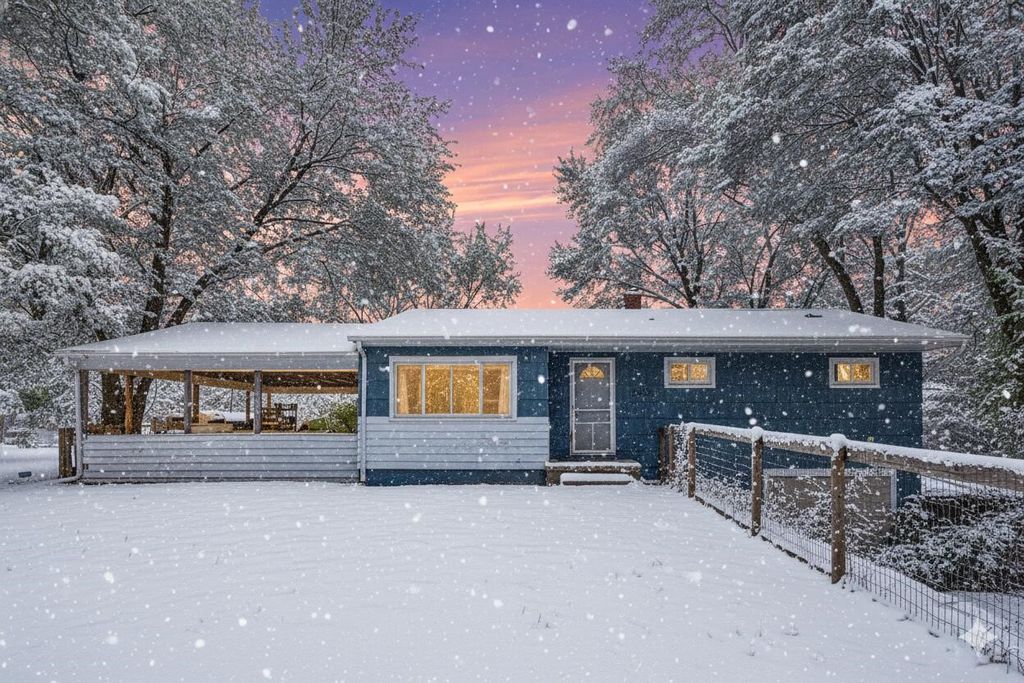 2262 Warren Road, Niles, MI 49120