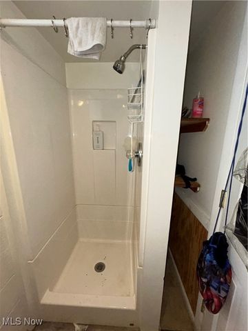 4736 E 178th Street, Cleveland, OH 44128