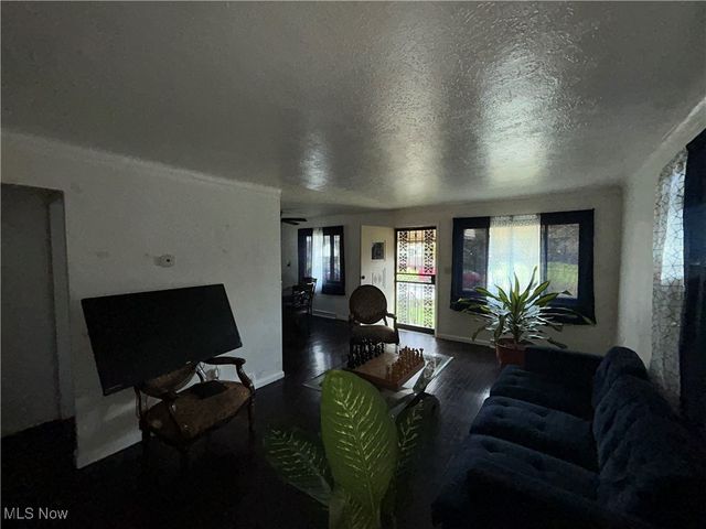 4736 E 178th Street, Cleveland, OH 44128