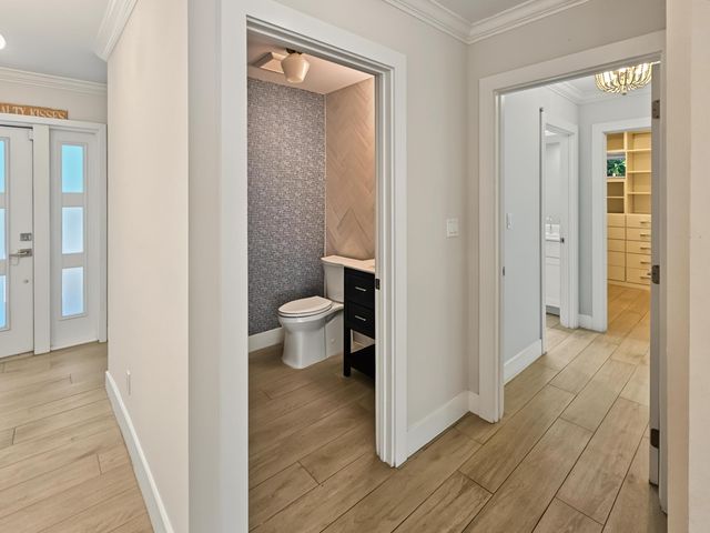 2411 S Olive Avenue, West Palm Beach, FL 33401