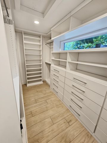 2411 S Olive Avenue, West Palm Beach, FL 33401