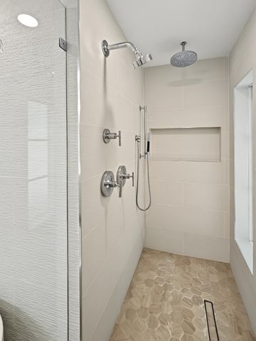 2411 S Olive Avenue, West Palm Beach, FL 33401