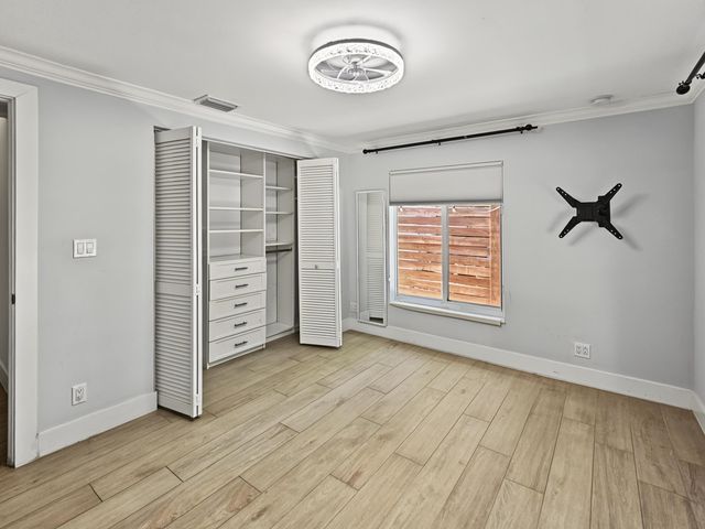 2411 S Olive Avenue, West Palm Beach, FL 33401