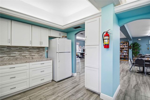 2814 SWIFTON DRIVE 108, Sarasota, FL 34231