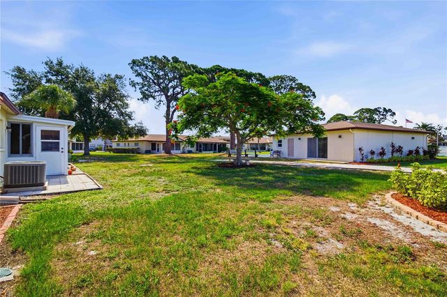 2814 SWIFTON DRIVE 108, Sarasota, FL 34231