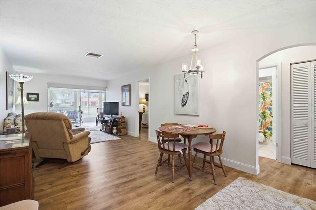 2814 SWIFTON DRIVE 108, Sarasota, FL 34231