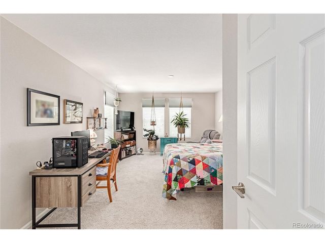 4790 Kittredge St, Denver, CO 80239