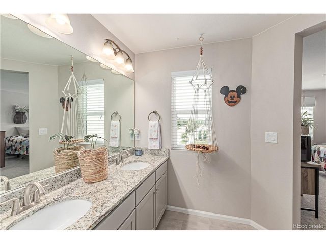 4790 Kittredge St, Denver, CO 80239