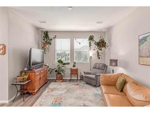 4790 Kittredge St, Denver, CO 80239