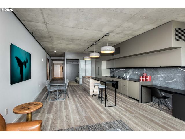 1410 Nw KEARNEY St 721, Portland, OR 97209