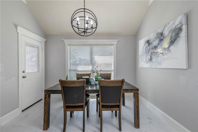 1203 Beacon Court, College Station, TX 77845