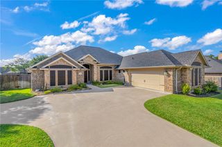 1203 Beacon Court, College Station, TX 77845