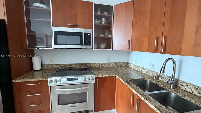 1945 S Ocean Dr 603, Hallandale Beach, FL 33009