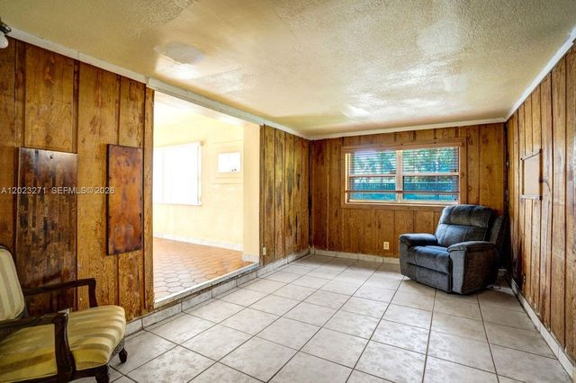 1020 NW 25th Ave, Fort Lauderdale, FL 33311