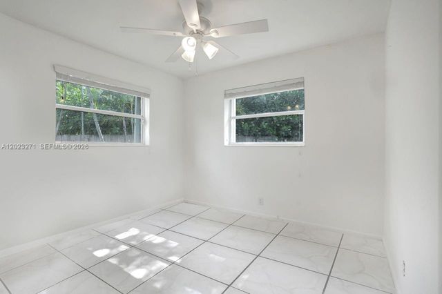 1020 NW 25th Ave, Fort Lauderdale, FL 33311