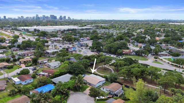 1020 NW 25th Ave, Fort Lauderdale, FL 33311