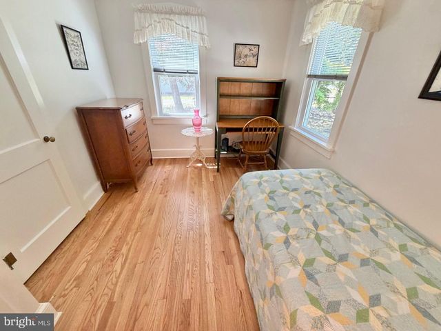 1901 COLUMBUS RD, Burlington, NJ 08016
