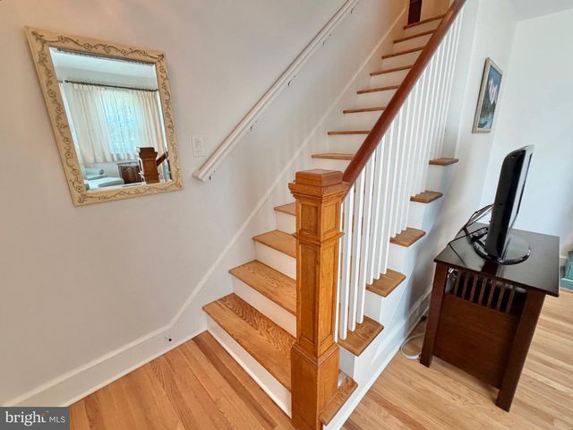 1901 COLUMBUS RD, Burlington, NJ 08016
