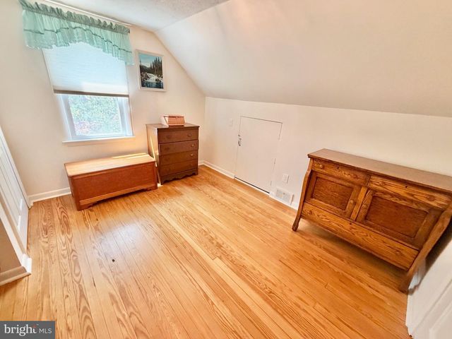1901 COLUMBUS RD, Burlington, NJ 08016