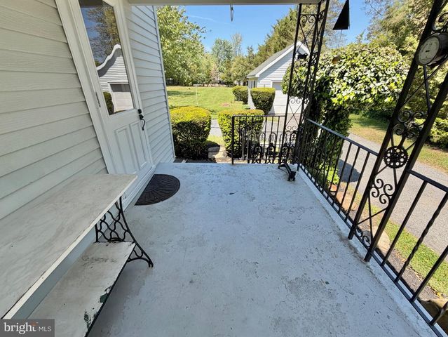 1901 COLUMBUS RD, Burlington, NJ 08016