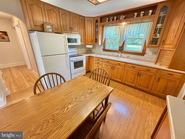 1901 COLUMBUS RD, Burlington, NJ 08016