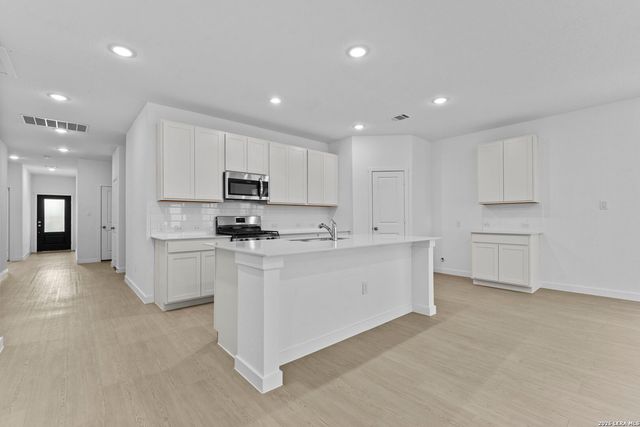 5003 Mission Tejas Road, Marion, TX 78124