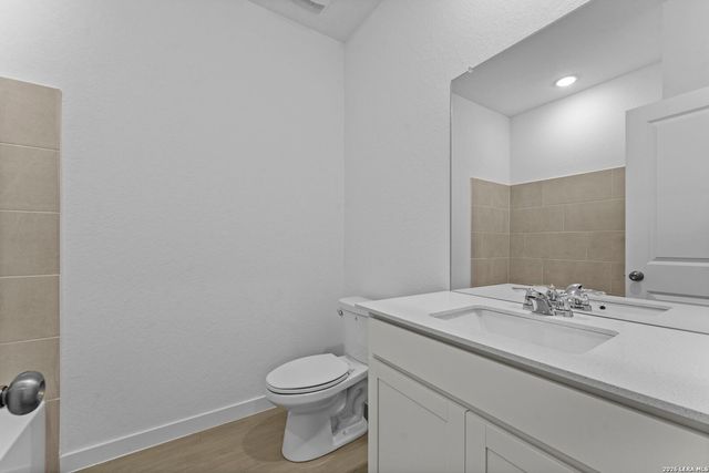 5003 Mission Tejas Road, Marion, TX 78124