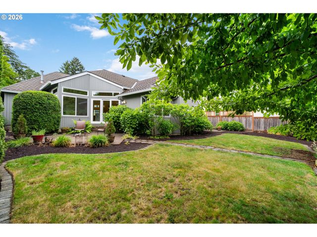5799 LANGFORD Ln, Lake Oswego, OR 97035