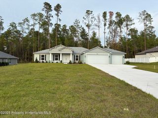 54 Village Center Dr. Drive, Homosassa, FL 34446