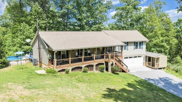 110 Chimney Sweep CT, Goodview, VA 24095