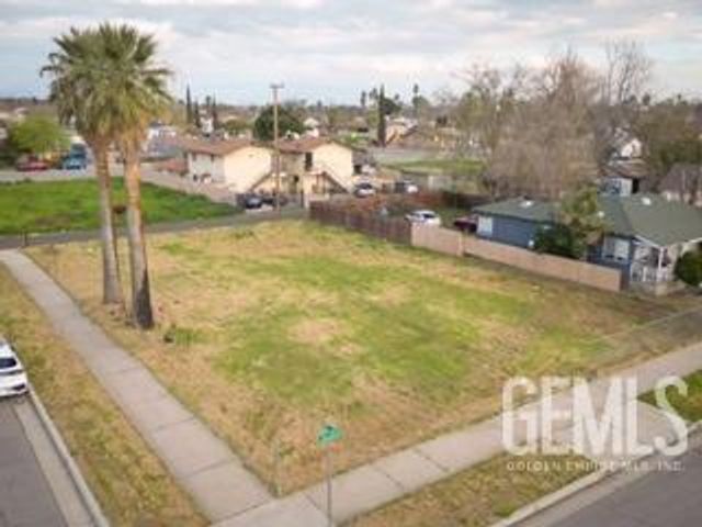 920 L Street, Bakersfield, CA 93304