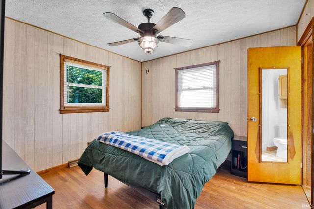 284 Old State Road 37 N, Bedford, IN 47421