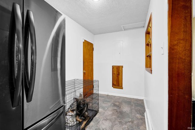 284 Old State Road 37 N, Bedford, IN 47421