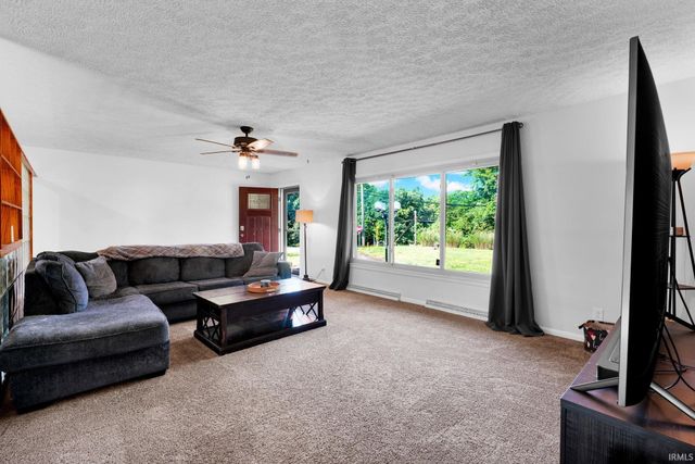 284 Old State Road 37 N, Bedford, IN 47421