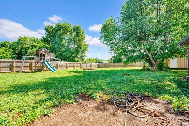 284 Old State Road 37 N, Bedford, IN 47421