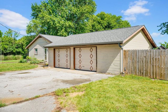 284 Old State Road 37 N, Bedford, IN 47421