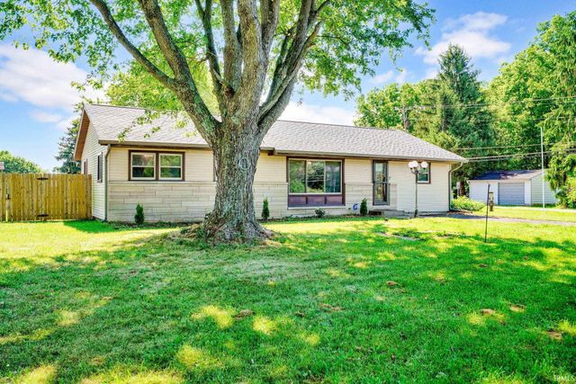 284 Old State Road 37 N, Bedford, IN 47421