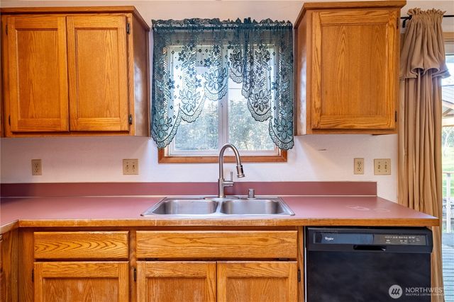 4587 Siesta Place Place, Oak Harbor, WA 98277