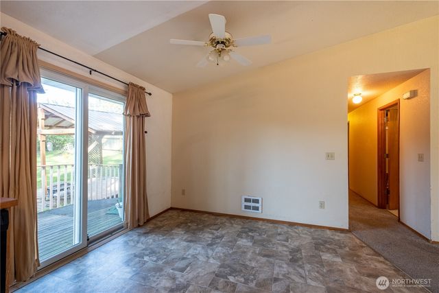 4587 Siesta Place Place, Oak Harbor, WA 98277