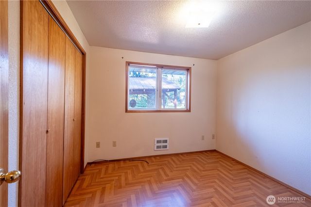 4587 Siesta Place Place, Oak Harbor, WA 98277