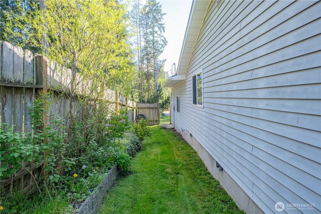 4587 Siesta Place Place, Oak Harbor, WA 98277