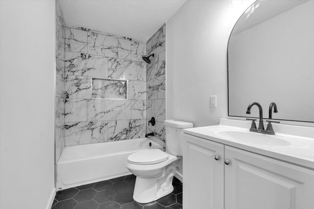 511 BURKHARDT RD, Drummonds, TN 38023