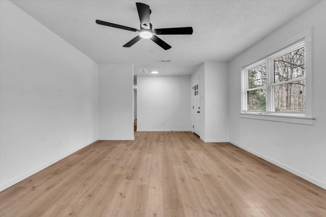 511 BURKHARDT RD, Drummonds, TN 38023