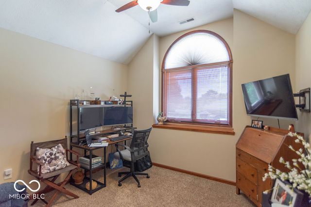 9437 Gladstone Drive, Pittsboro, IN 46167