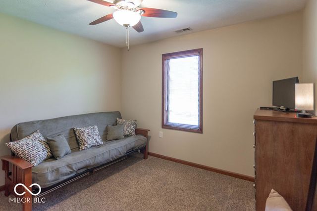 9437 Gladstone Drive, Pittsboro, IN 46167