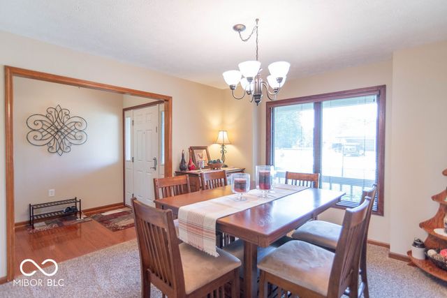 9437 Gladstone Drive, Pittsboro, IN 46167