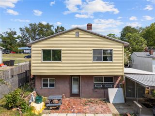 415 North Ave, Chartiers, PA 15342