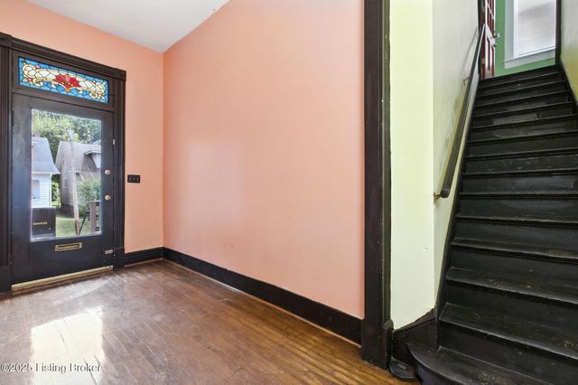 1801 Tyler Pkwy, Louisville, KY 40204