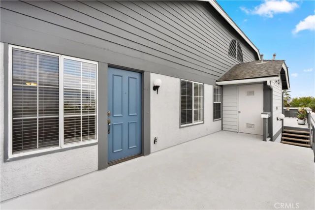 18312 PARKVIEW LANE 202, Huntington Beach, CA 92648