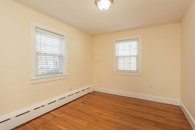 54 Huntington Ave, Dartmouth, MA 02747